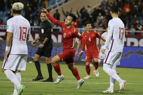 中国足球最新爆料人,最新爆料揭秘球员幕后人生 第3张 中国足球最新爆料人,最新爆料揭秘球员幕后人生 第3张